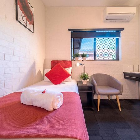Ascot Budget Inn & Residences Brisbane Quarto foto