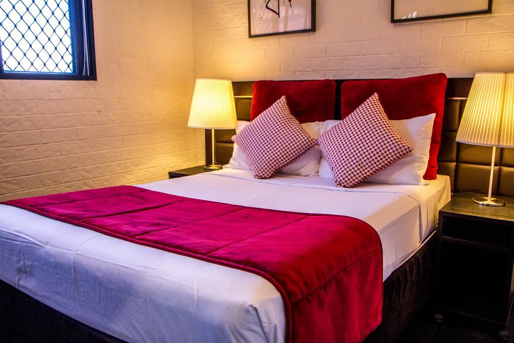 Ascot Budget Inn & Residences Brisbane Quarto foto